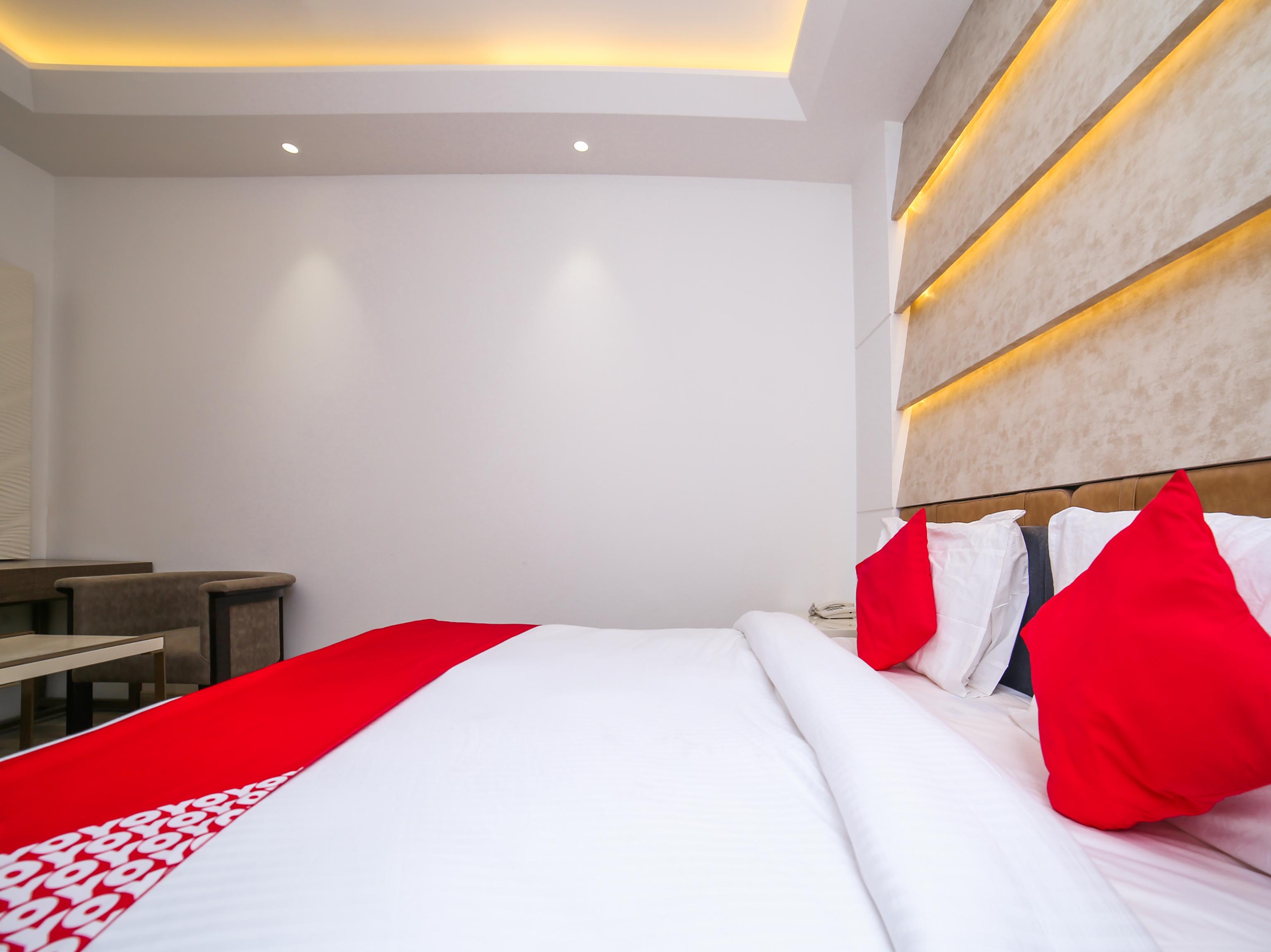 Townhouse Oak Hotel Dev Palace Delhi  Bagian luar foto